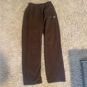 Women’s alo brown wide leg sweatpants